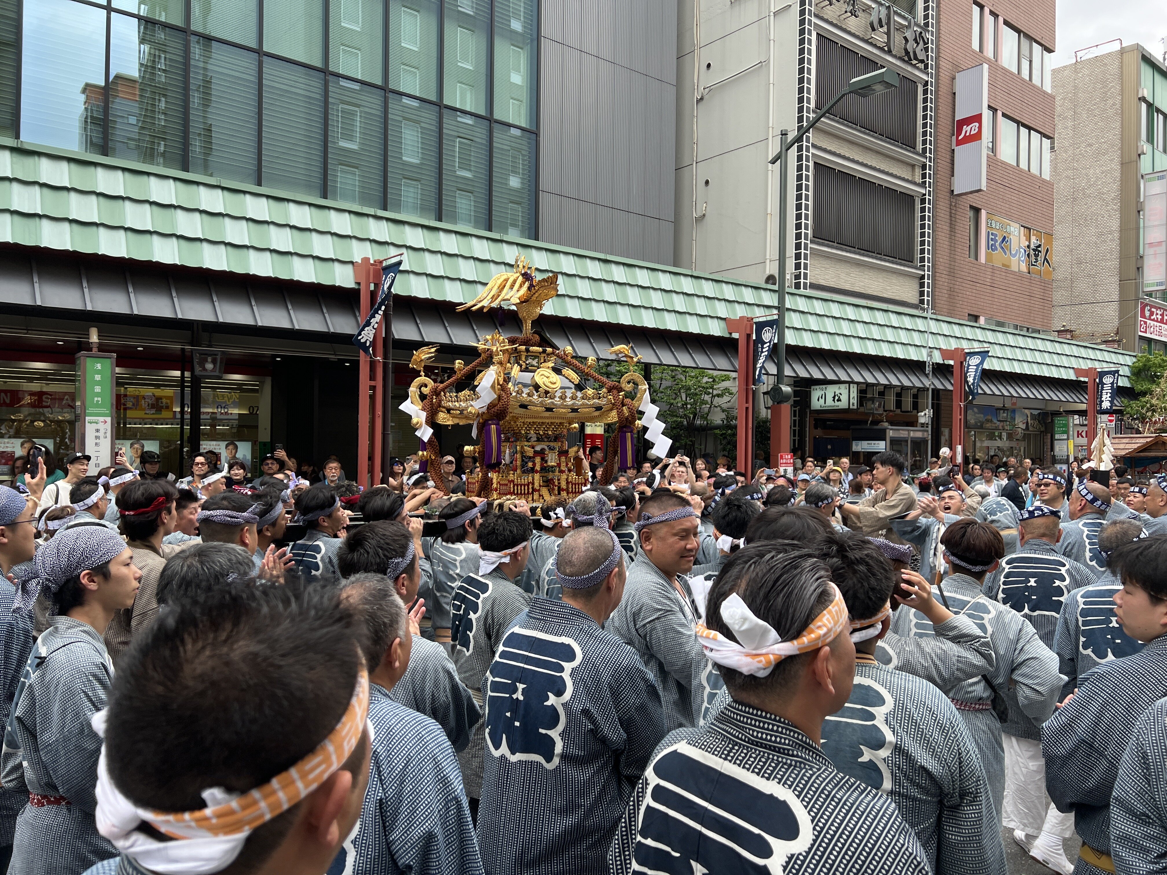 2CBBBACC-AA31-43D4-AC3B-4F6C9432E140.jpg