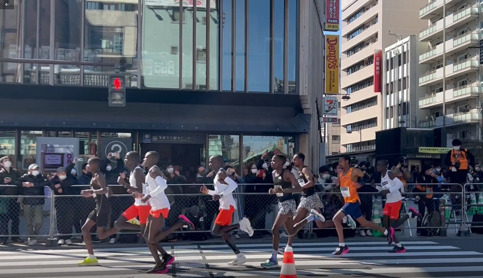 東京マラソン2022①.jpg